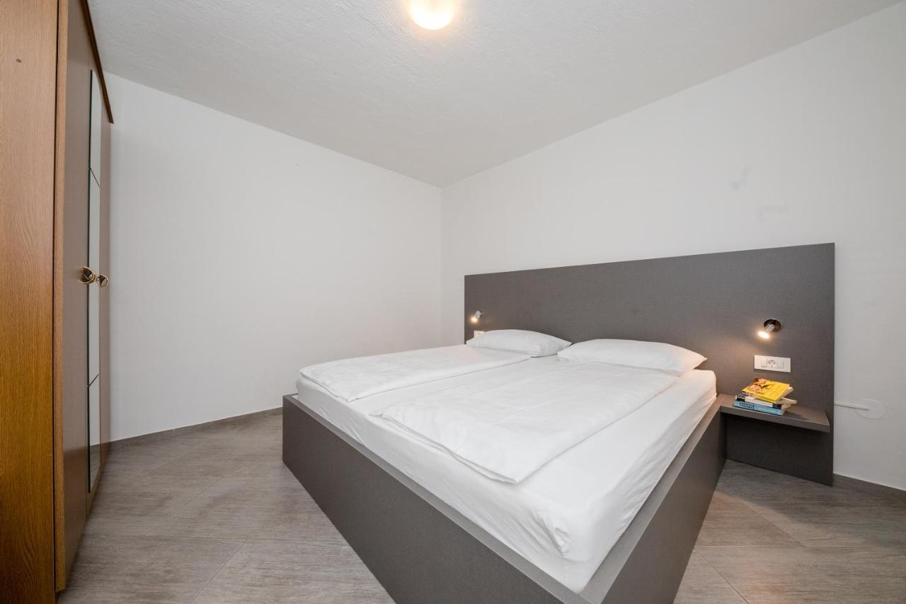Apartments Kos Supetarska Draga Zewnętrze zdjęcie