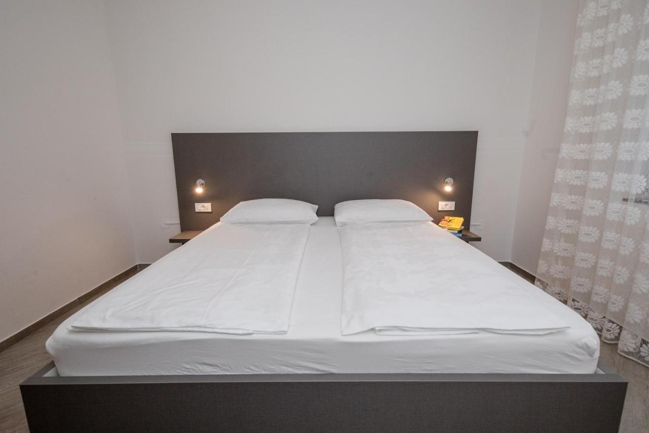 Apartments Kos Supetarska Draga Zewnętrze zdjęcie
