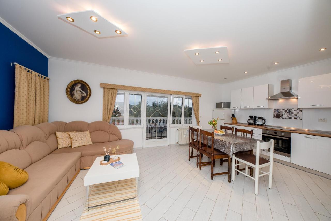 Apartments Kos Supetarska Draga Zewnętrze zdjęcie