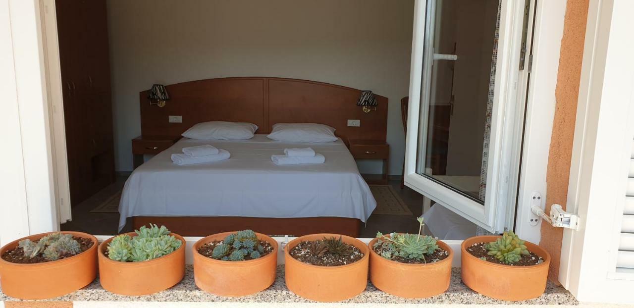 Apartments Kos Supetarska Draga Zewnętrze zdjęcie